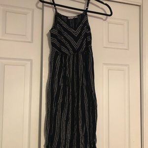 Motherhood maternity dress size small